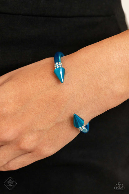 Paparazzi December 2023's Fashion Fix Bracelet Punky Plot Twist - Blue Bracelet. Get Free Shipping