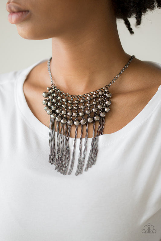 Paparazzi Necklace ~ DIVA-de and Rule - Black