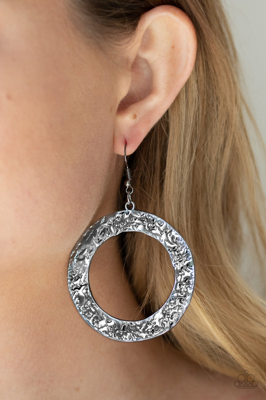 Paparazzi PRIMAL Meridian - Black Earrings