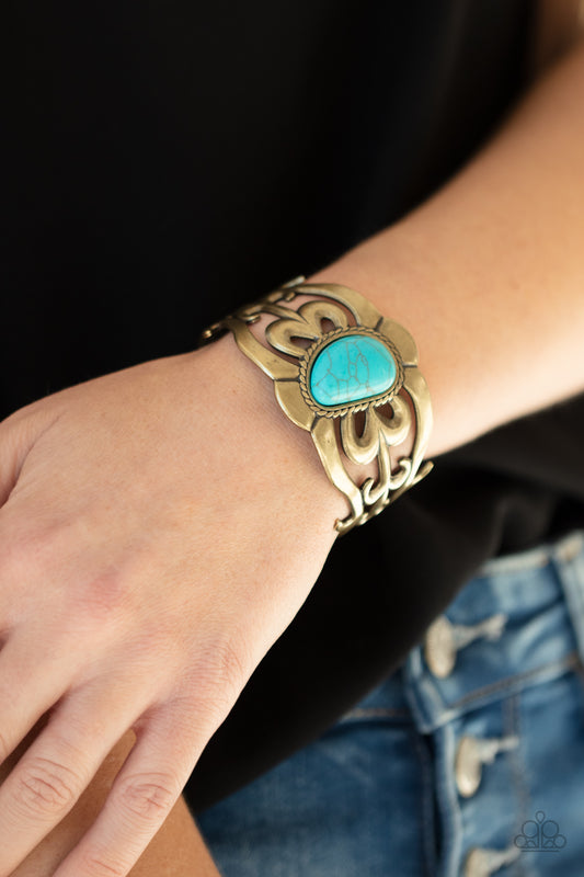 Paparazzi The MESAS are Calling Brass Bracelet. Free Shipping! #P9SE-BRXX-063XX. Ships Free!