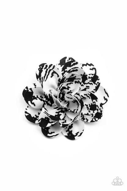 Paparazzi Hair Clip ~ Patterned Paradise - White