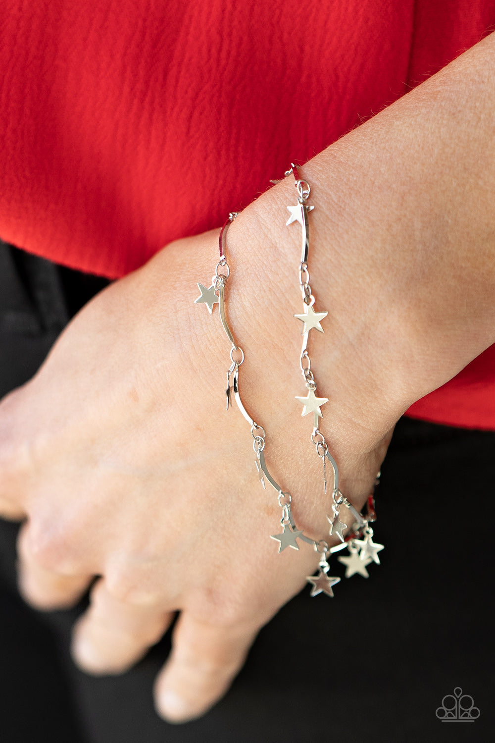 Paparazzi Party in the USA - Silver Star Bracelet. $5 Jewelry. Get Free Shipping! #P9DA-SVXX-202CF