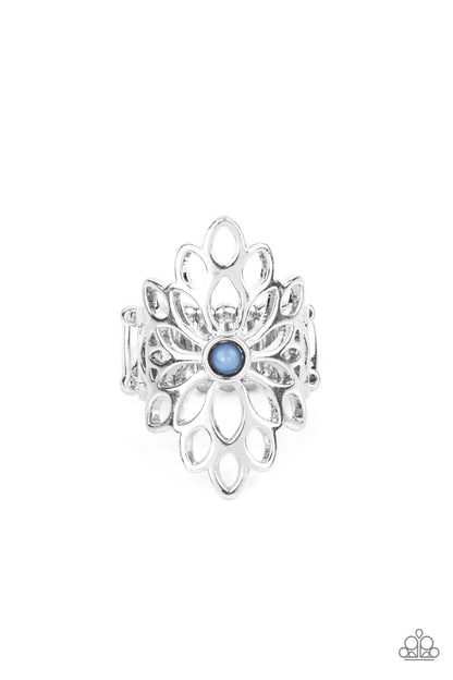 Paparazzi Ring ~ Perennial Daydream - Blue