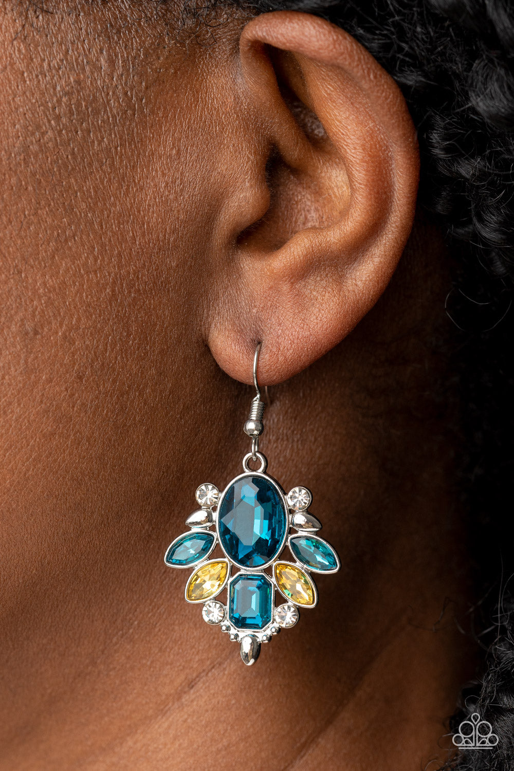 Paparazzi Glitzy Go-Getter Multi Earrings. Subscribe & Save. #P5RE-MTXX-111XX