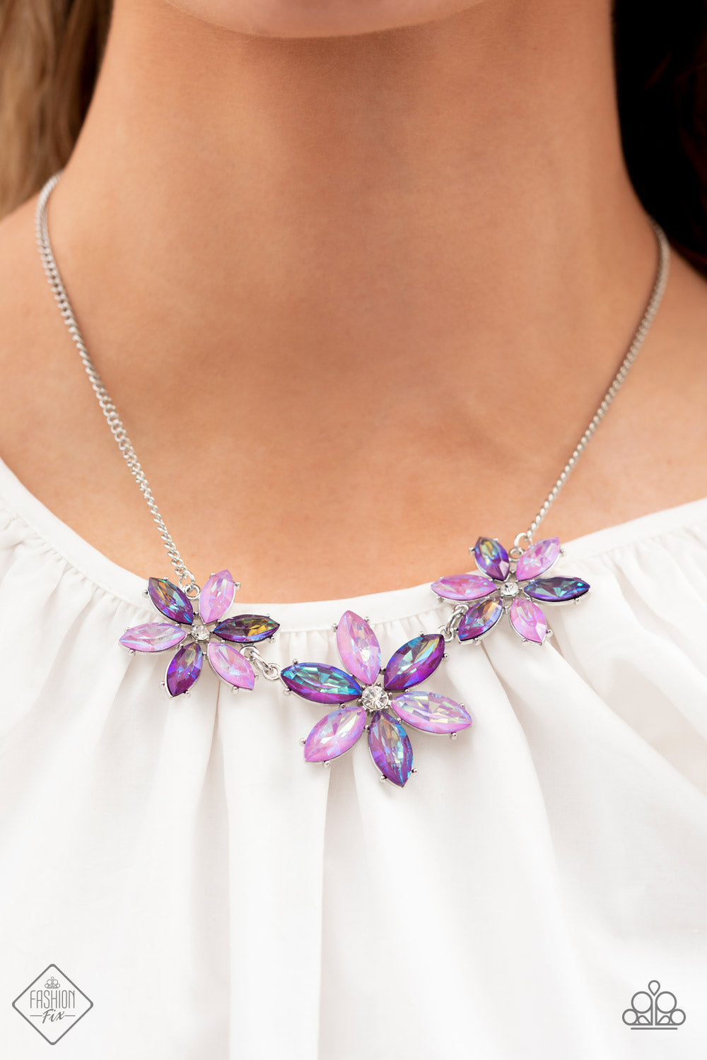 Paparazzi June 2022 Fashion Fix Necklace: Meadow Muse - Purple" (P2ST-PRXX-139IY) 