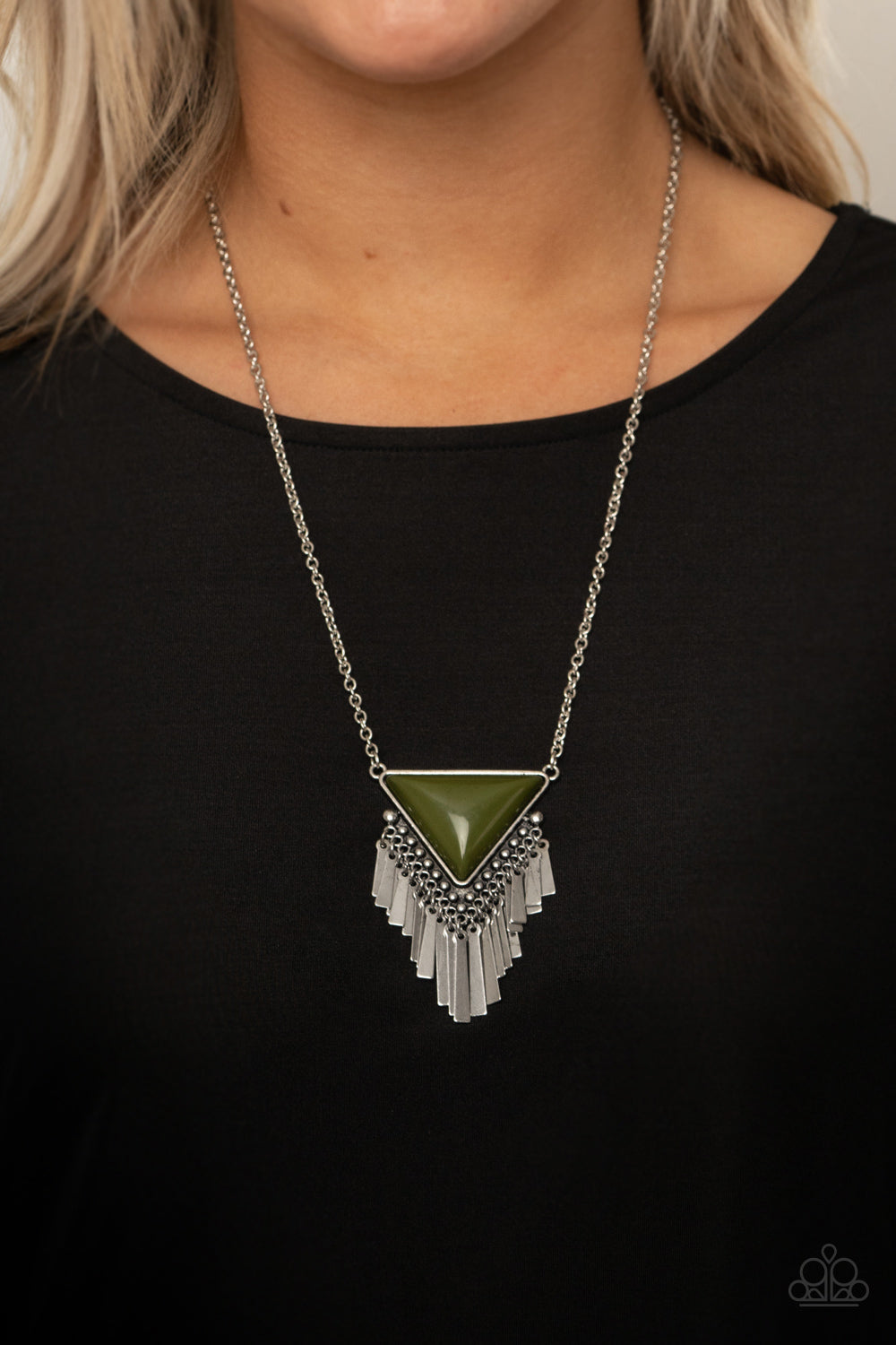 Paparazzi Badlands Bonanza Green Necklace. Get Free Shipping. #P2TR-GRXX-056XX