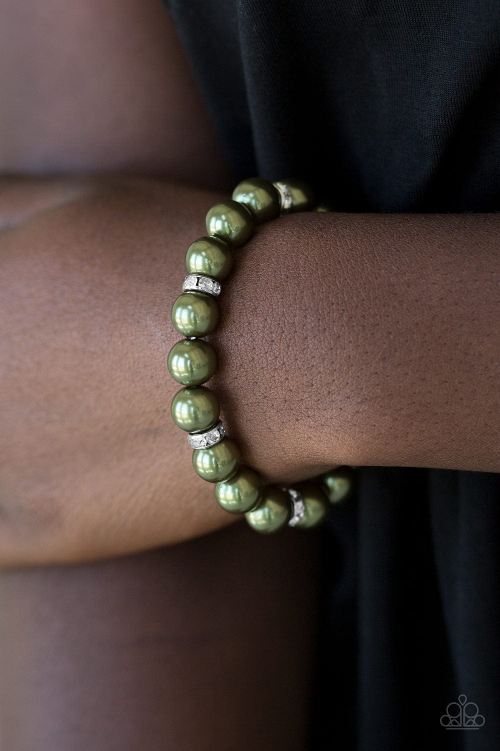 Exquisitely Elite Green Pearl Bracelets Paparazzi Accessories. Free Shipping. #P9RE-GRXX-063XX.