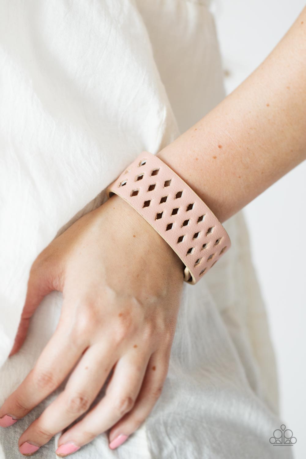 Paparazzi Glamp Champ - Pink Leather Band Snap Closure Bracelet 