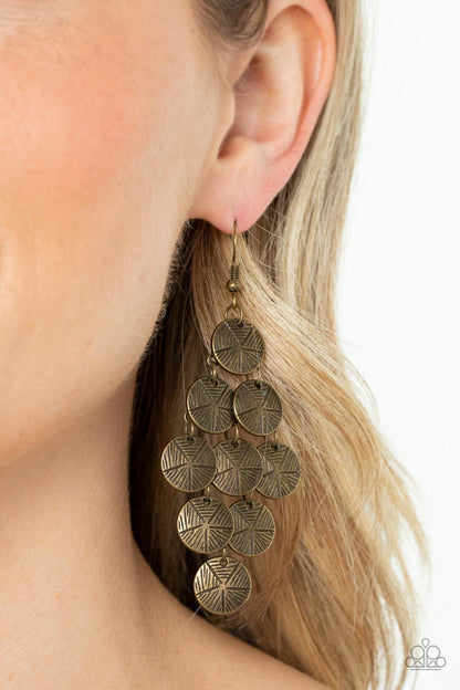 Paparazzi How CHIME Flies Brass Earrings. Get Free Shipping. #P5ST-BRXX-014XX