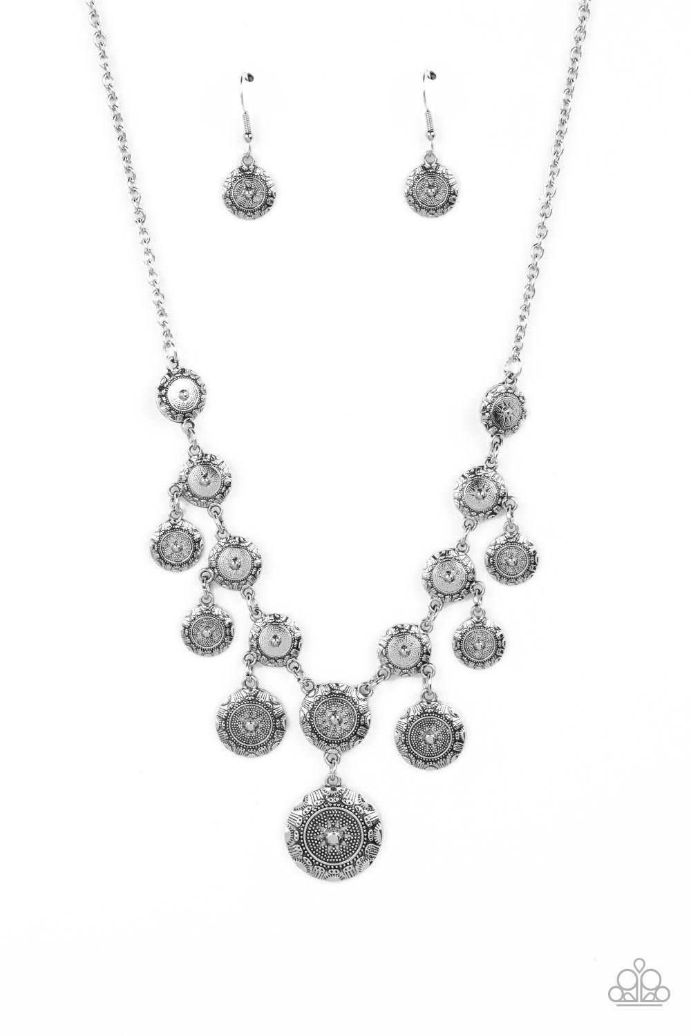 Paparazzi Sahara Stars Silver Necklace.  #P2ST-SVXX-189XX. Subscribe & Save.