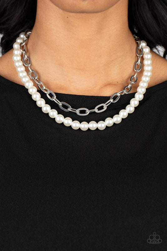 Paparazzi Suburban Yacht Club White Necklace. Pearl Short Necklace. #P2RE-WTXX-601XX