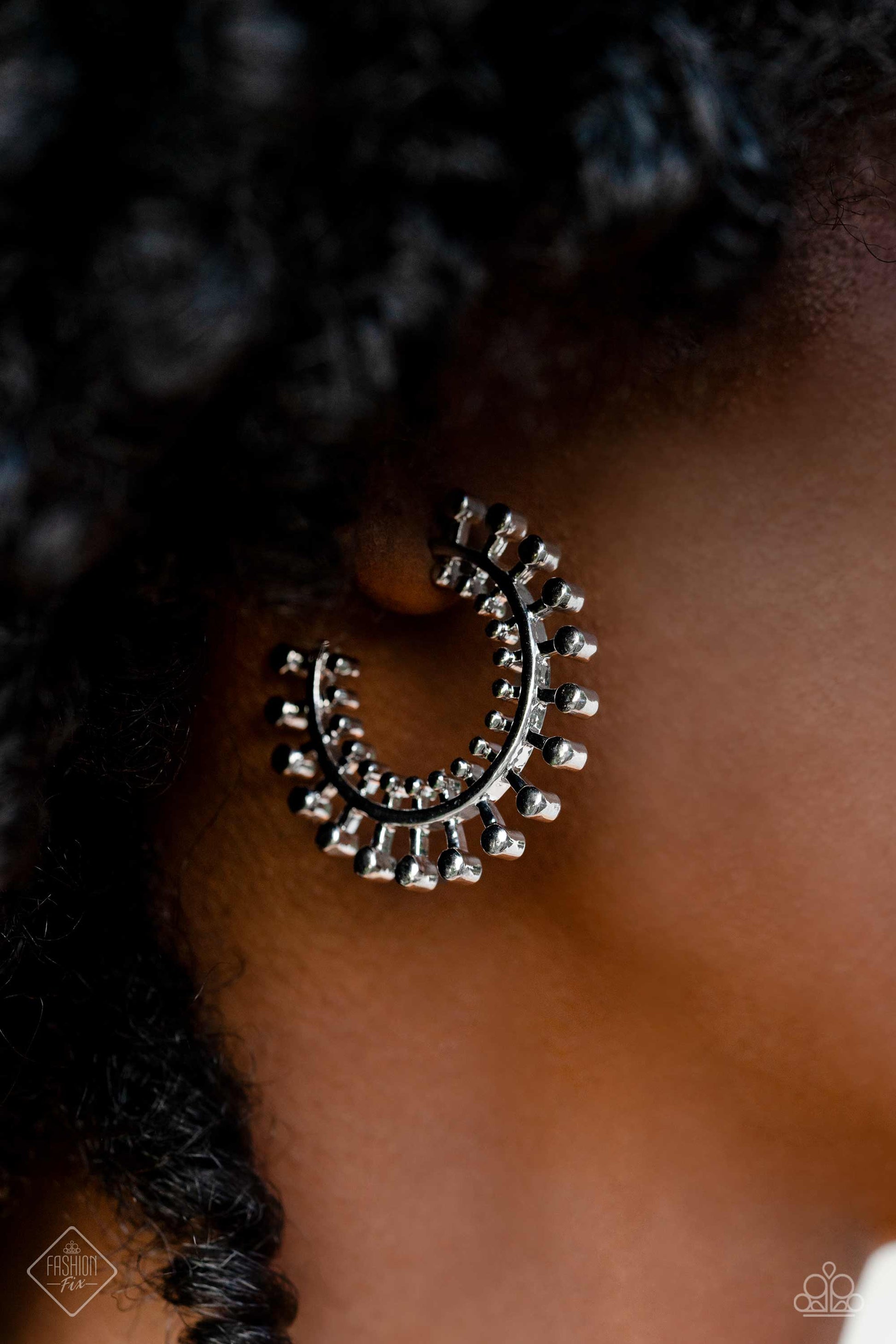 Paparazzi Sunset Sightings Fashion Fix Earring: "The Way You Make Me WHEEL Silver" #P5HO-SVXX-361LY