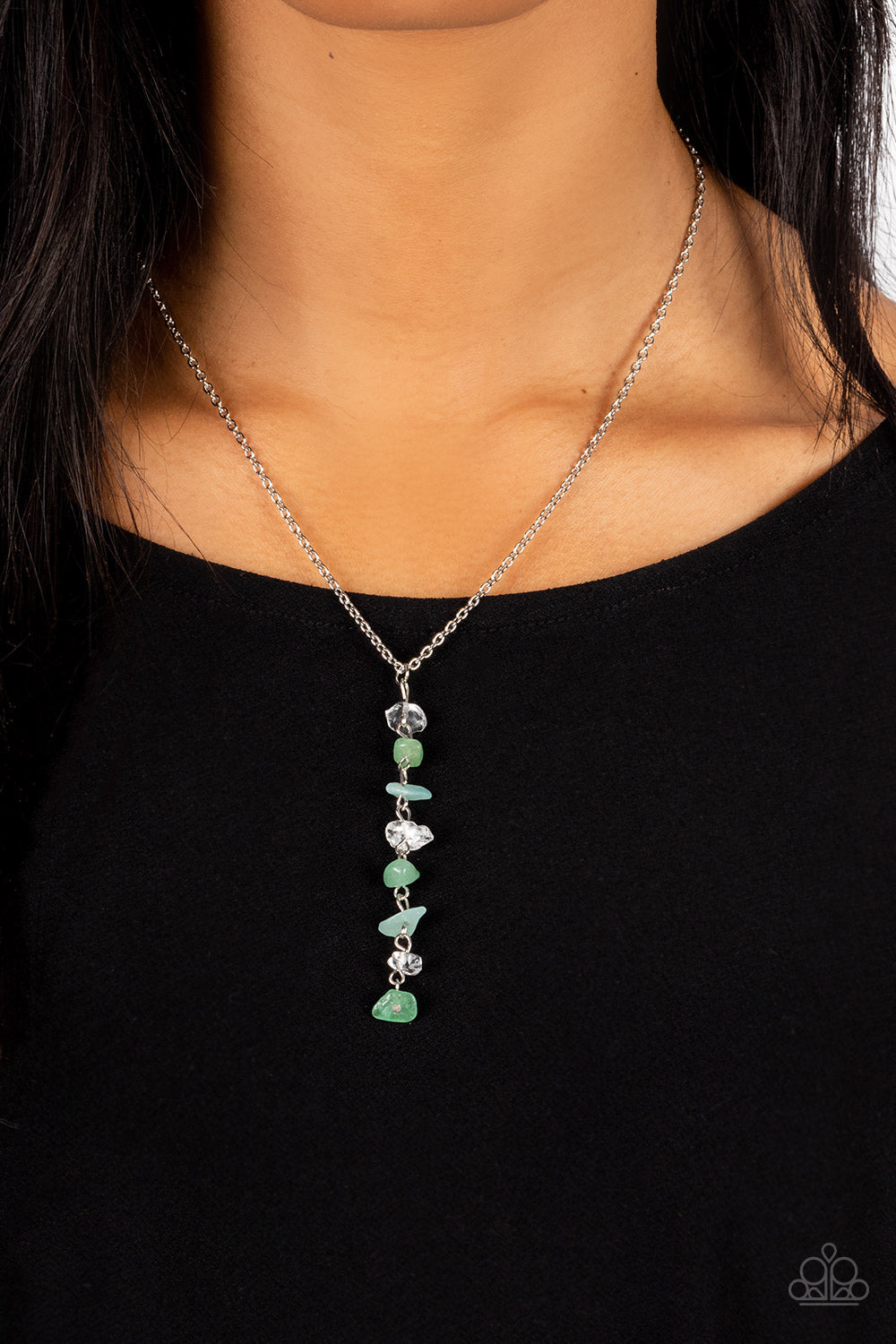 Tranquil Tidings Green Dainty Short Necklace Paparazzi Accessories. #P2DA-GRXX-113XX